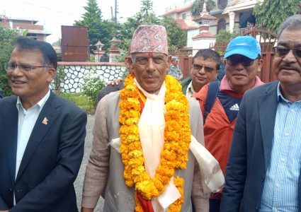 सुख दुःखमा साथ दिन्छु : उम्मेदवार पौडेल