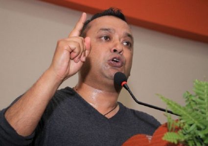 नेपाली भूमि फिर्ता ल्याउन युवाले सङ्घर्ष गर्नुपर्छ : नेता थापा