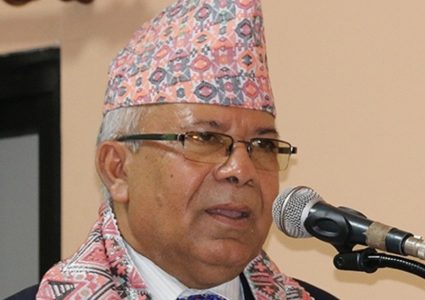 भारतीय पक्षले समय नदिँदा माधव नेपालको भारत भ्रमण रोकियो