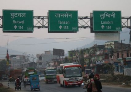 राजमार्ग विस्तारलाई गैँडाकोटका तीन हजार रुख काटिने