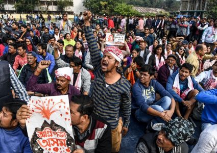 भारतमा नागरिकता कानुनविरुद्ध हिंसा भड्कियो, २१ जिल्लामा इन्टरनेट बन्द