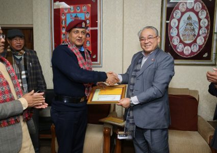 बेरुजु फछ्र्यौटमा उत्कृष्ट काम गरेको भन्दै नेपाल प्रहरी र सशस्त्र प्रहरी पुरस्कृत