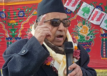 प्रचण्डले सत्य निरुपण आयोगमा दिने जवाफ टुँडिखेलमा दिए : दमननाथ ढुंगाना
