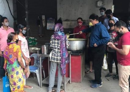 प्रगतिशील नेपाली समाज भारतले अलपत्र नेपालीलाई खान र बस्नको व्यवस्था मिलाइयो
