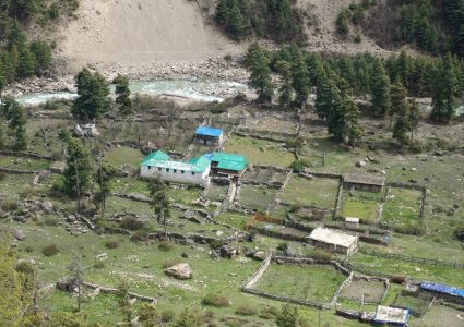 सशस्त्र प्रहरीसँगै छाङ्गरु र तिङ्कर पुग्यो नेपाल प्रहरी