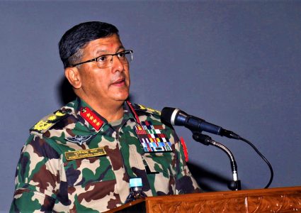 सेनालाई तयारी अवस्थामा रहन प्रधानसेनापतिको निर्देशन