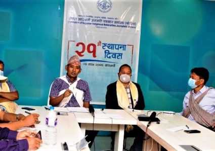 फोनिजको २१ औँ स्थापना दिवसमा २०/२० लाखको २ अक्षयकोष घोषणा