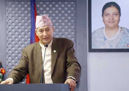 अर्थ र सञ्चार तथा सुचना प्रविधिमन्त्री खतिवडाको राजिनामा
