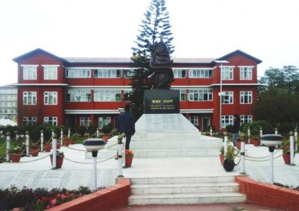 डीआईजीले प्रदेश र प्रहरी प्रमुखले जिल्ला नछाड्नु: प्रहरी हेडक्वाटर