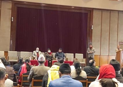 प्रचण्ड-नेपाल पक्षका सबै केन्द्रीय सदस्य र सांसद निर्वाचन आयोग र सर्वाेच्च अदालत जाँदै